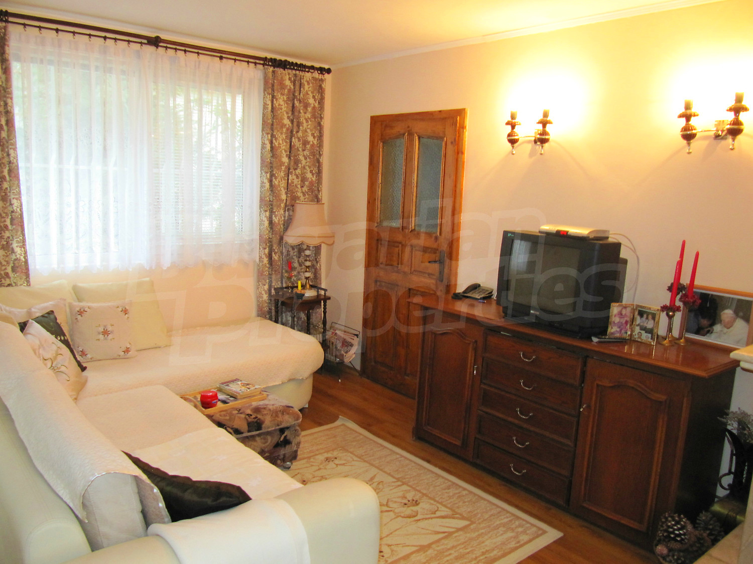 Gallery Picture 13