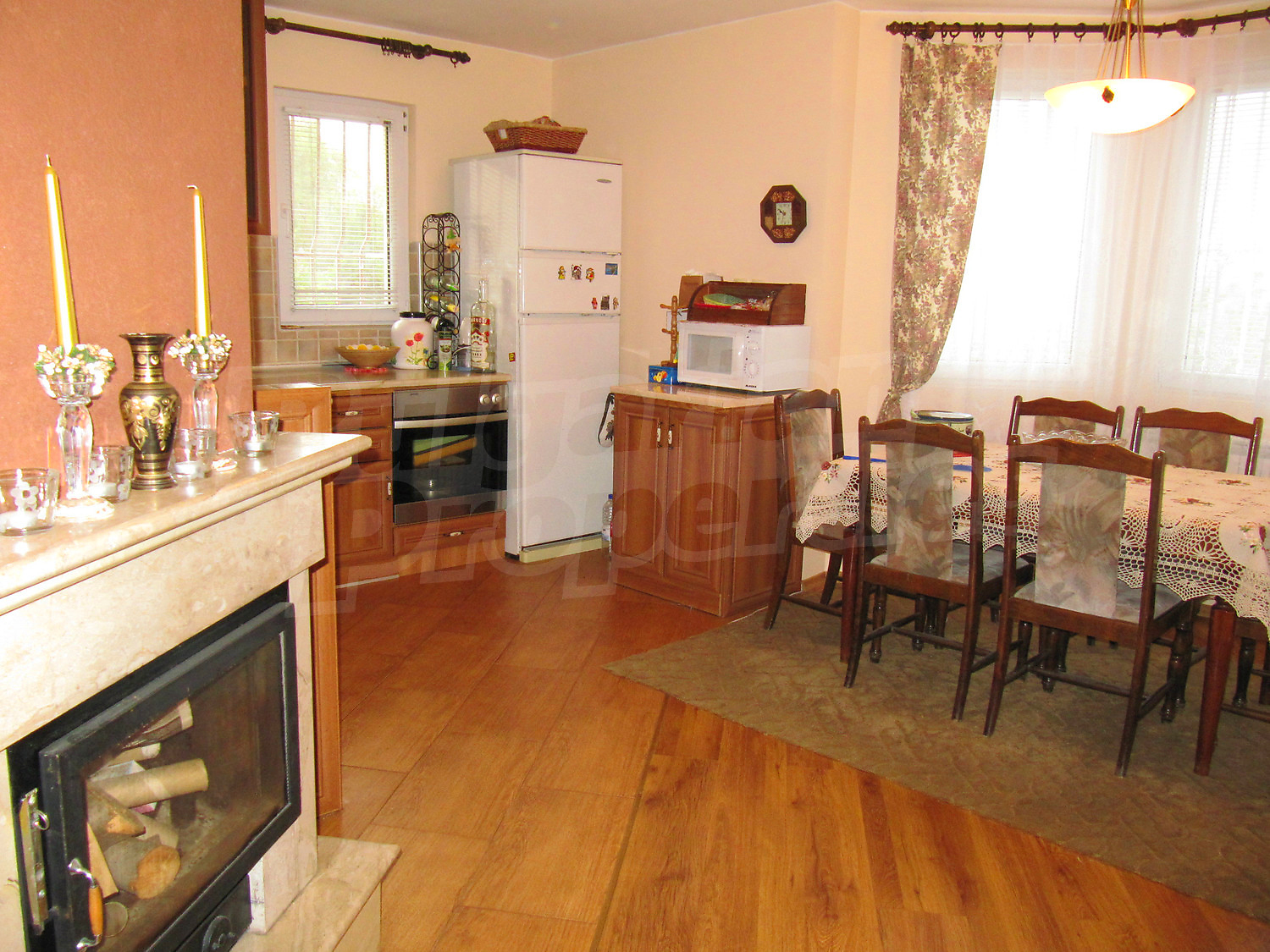 Gallery Picture 15