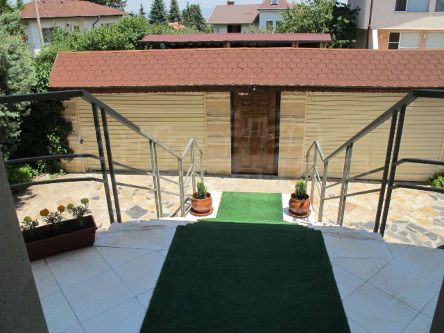 Gallery Picture 11