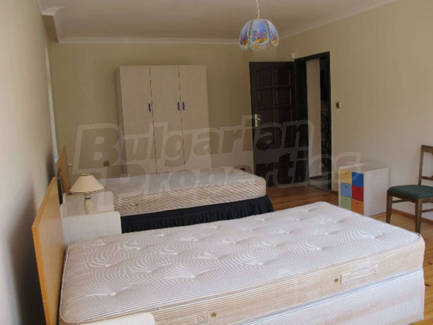 Gallery Picture 38
