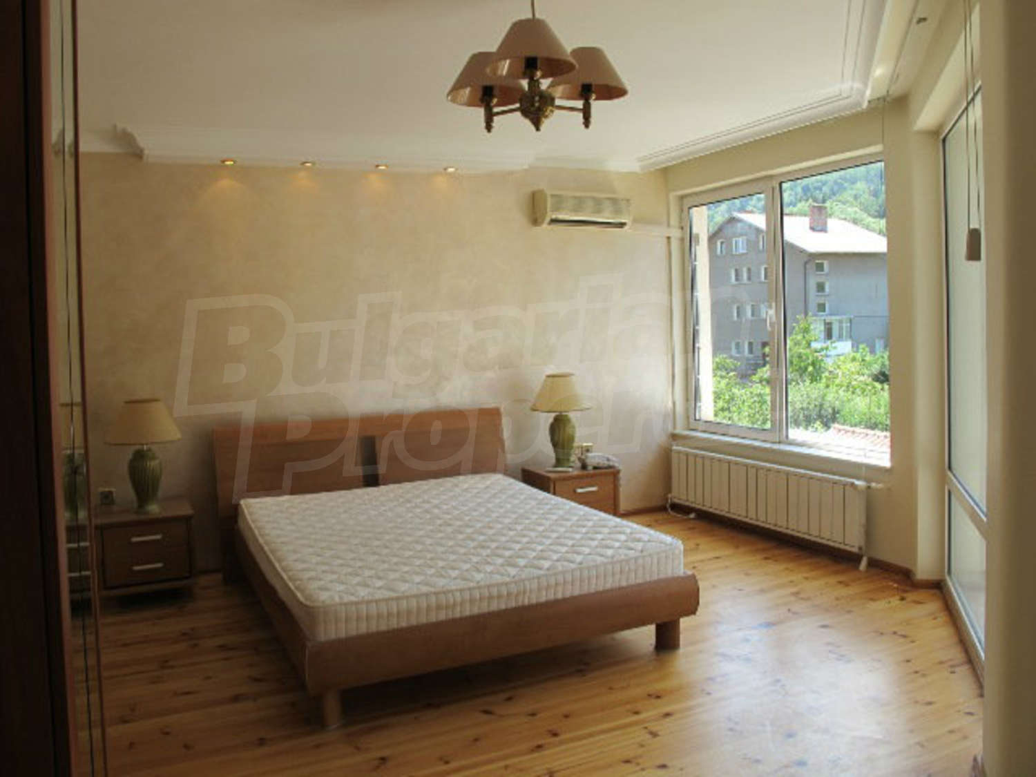 Gallery Picture 39