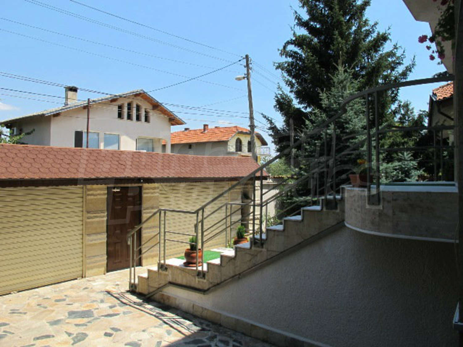 Gallery Picture 6