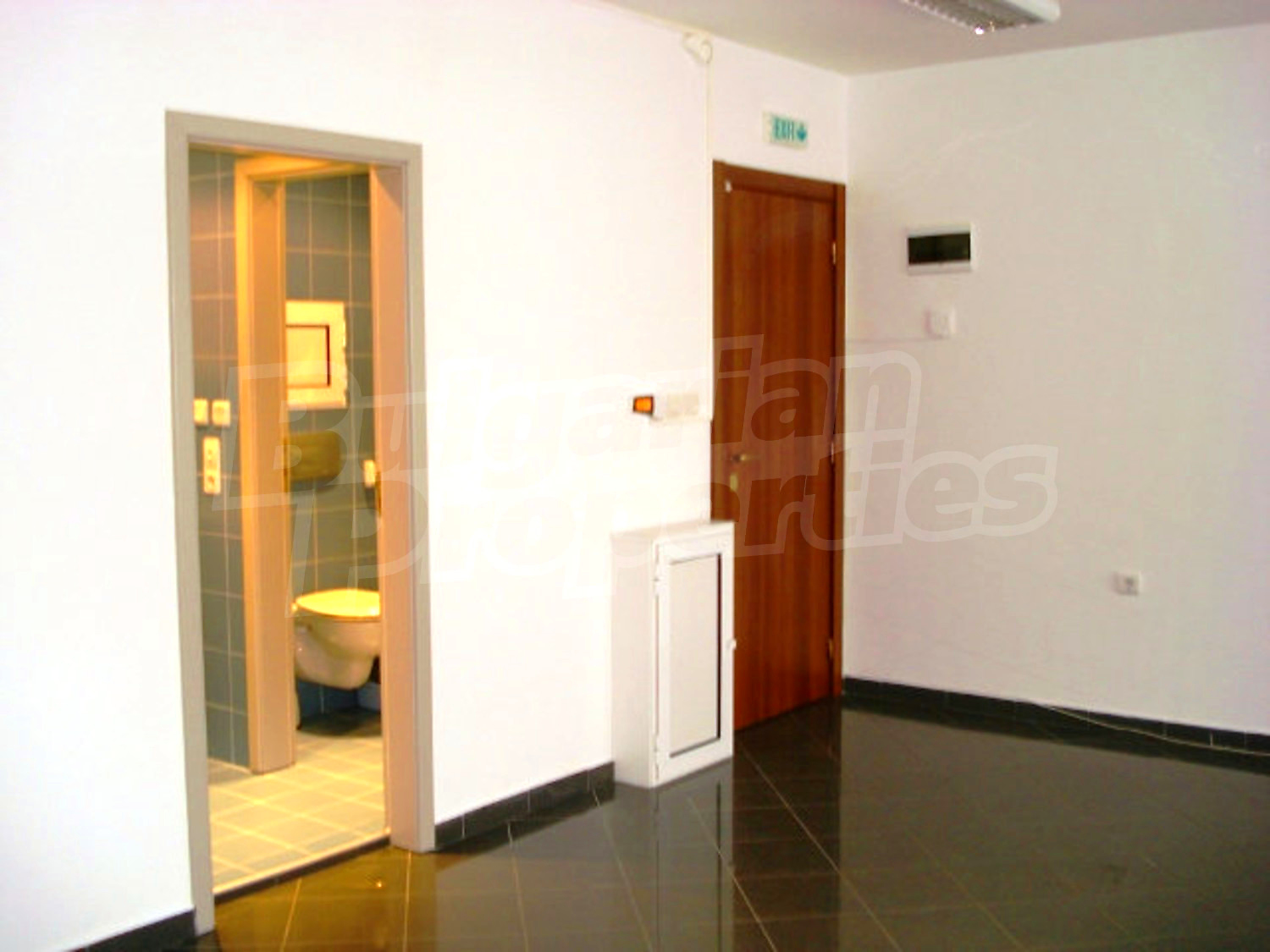 Gallery Picture 8