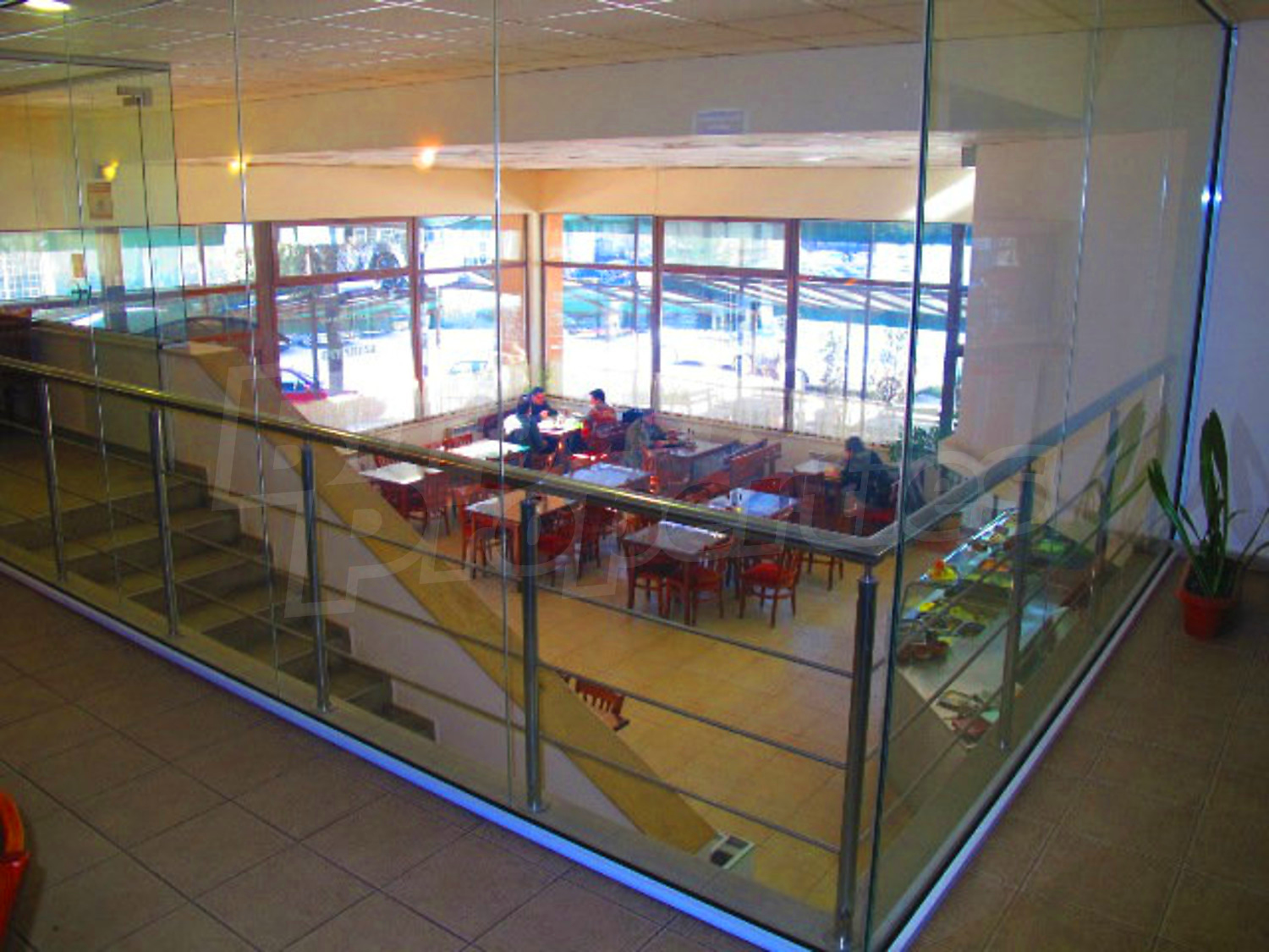 Gallery Picture 13