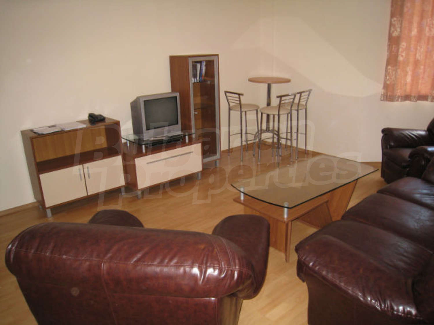 Gallery Picture 6