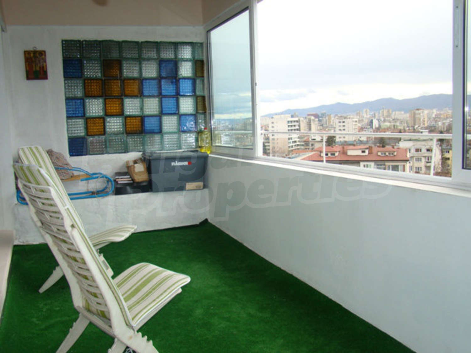 Gallery Picture 23