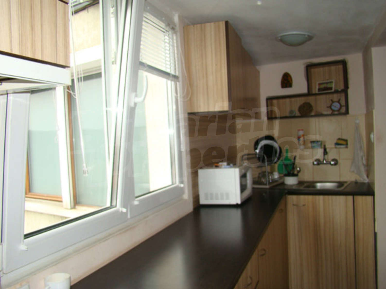 Gallery Picture 4