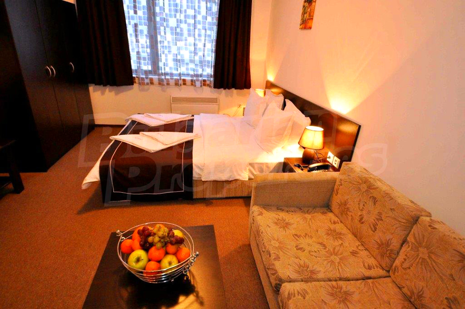 Gallery Picture 32