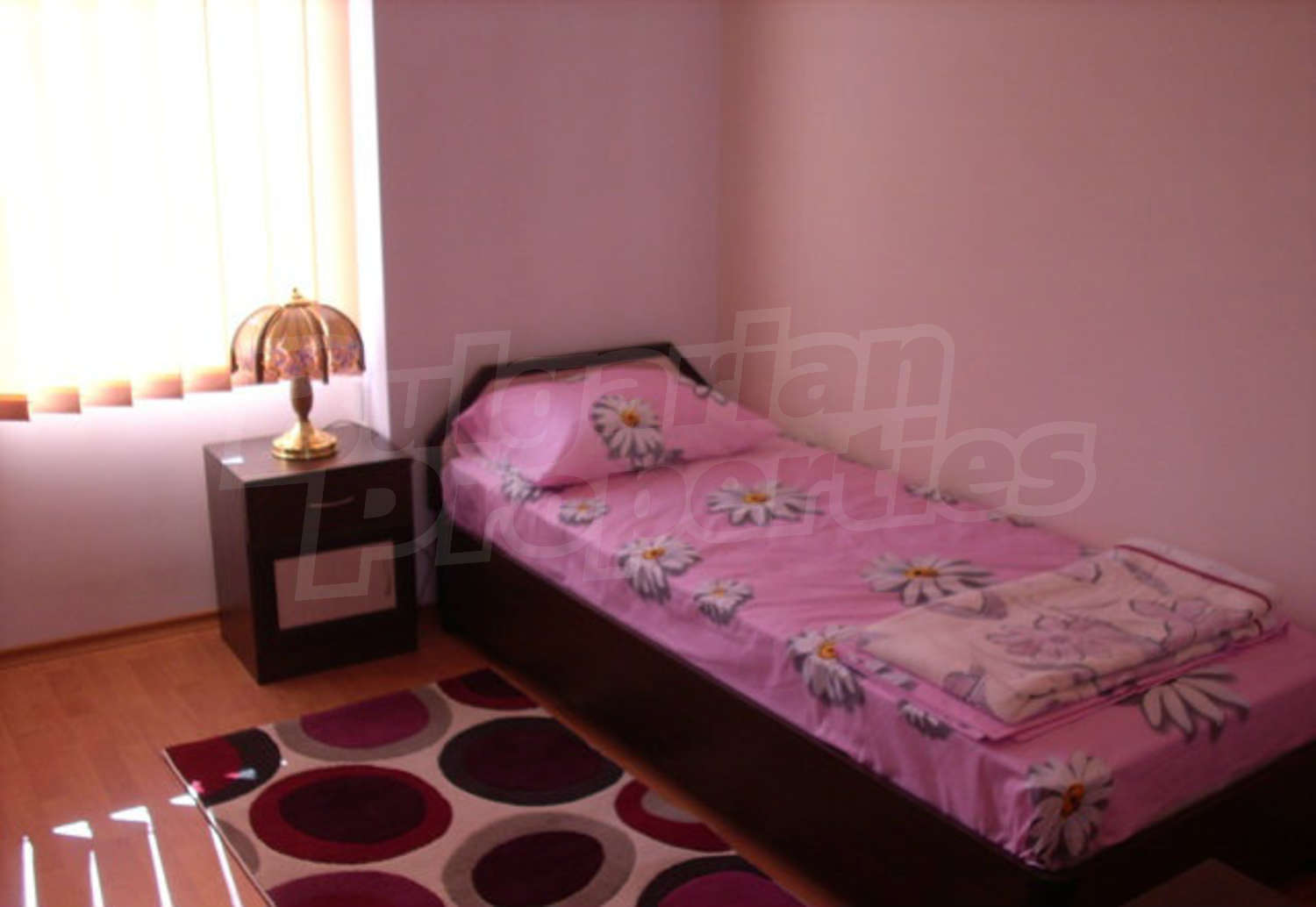 Gallery Picture 10