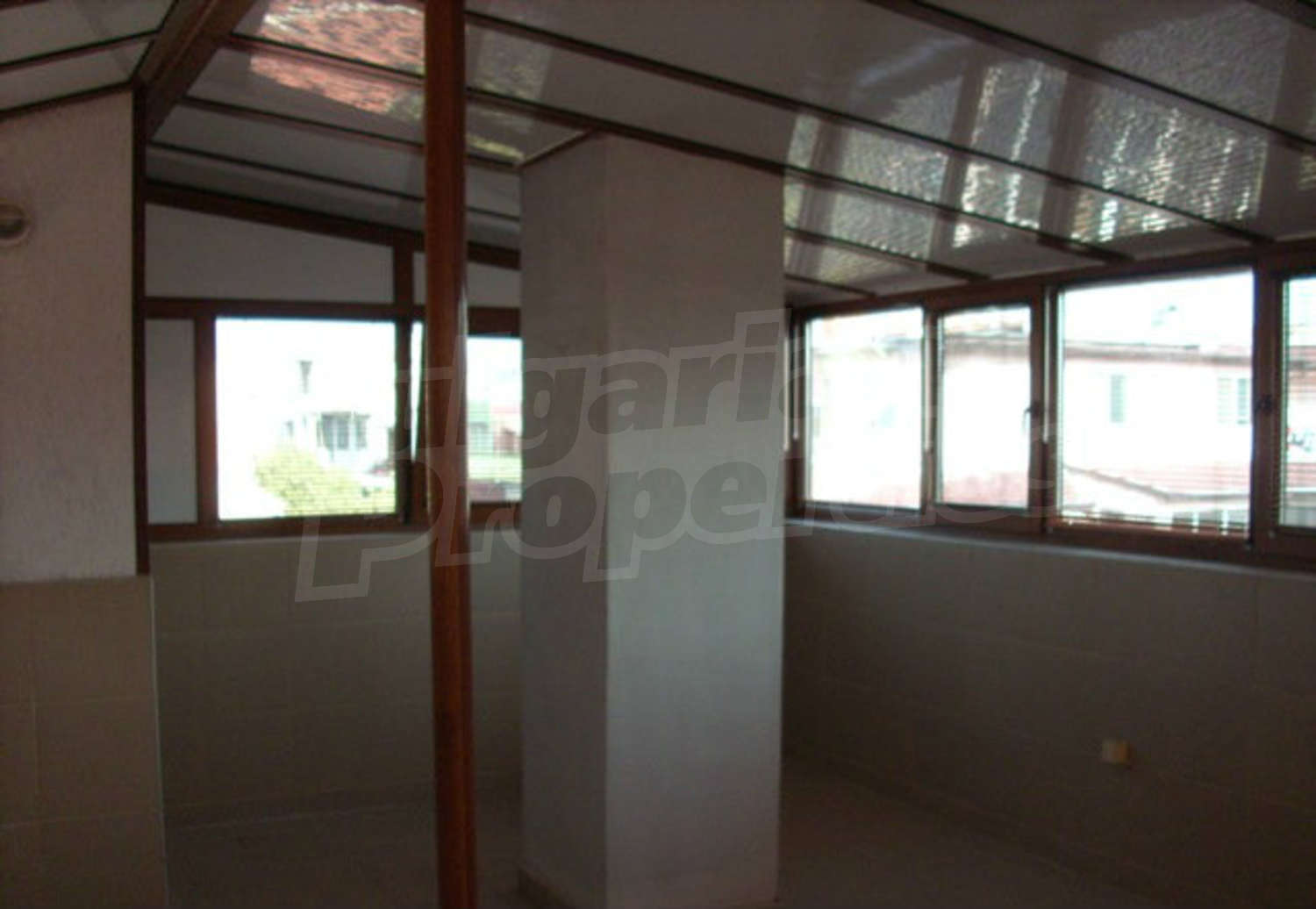 Gallery Picture 25