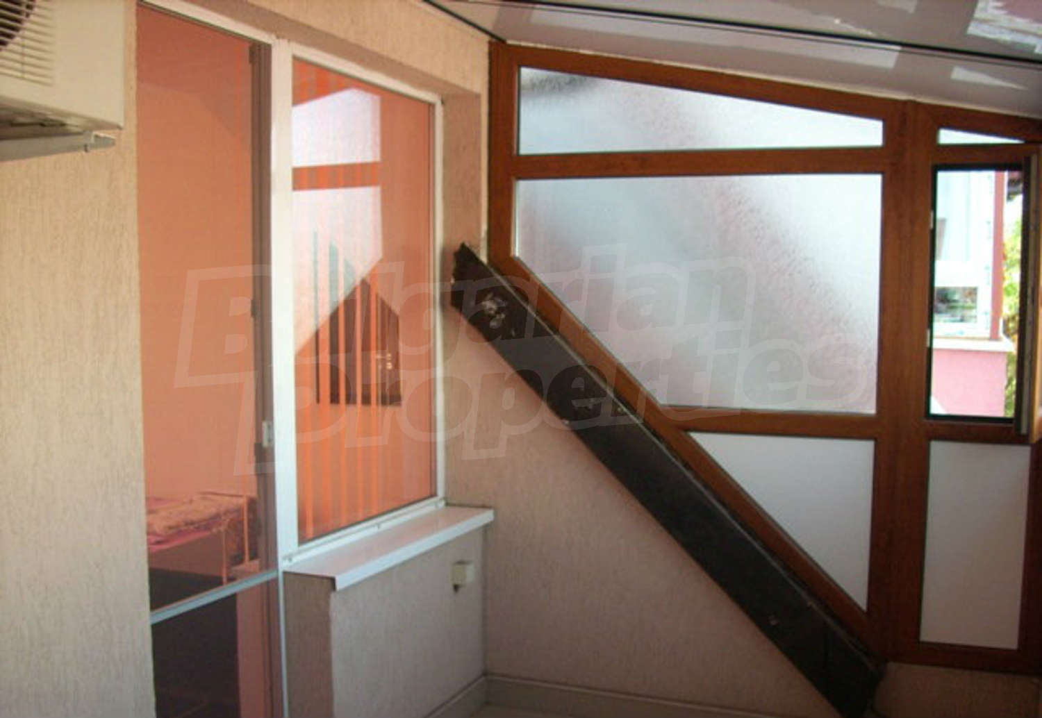 Gallery Picture 28