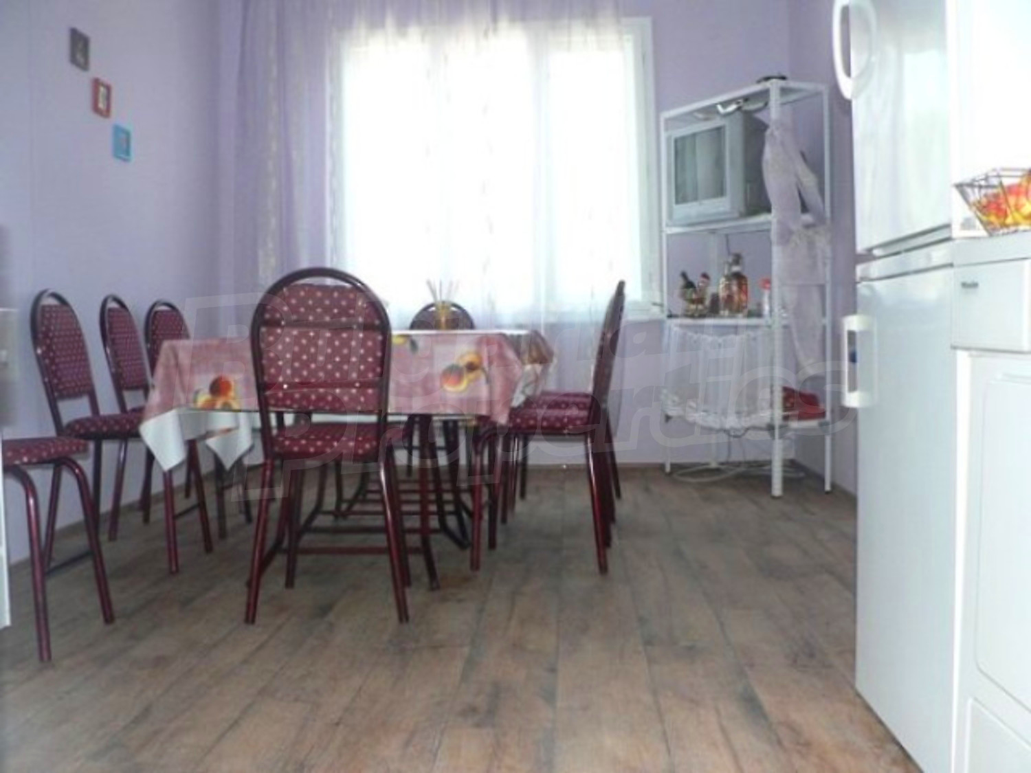 Gallery Picture 4