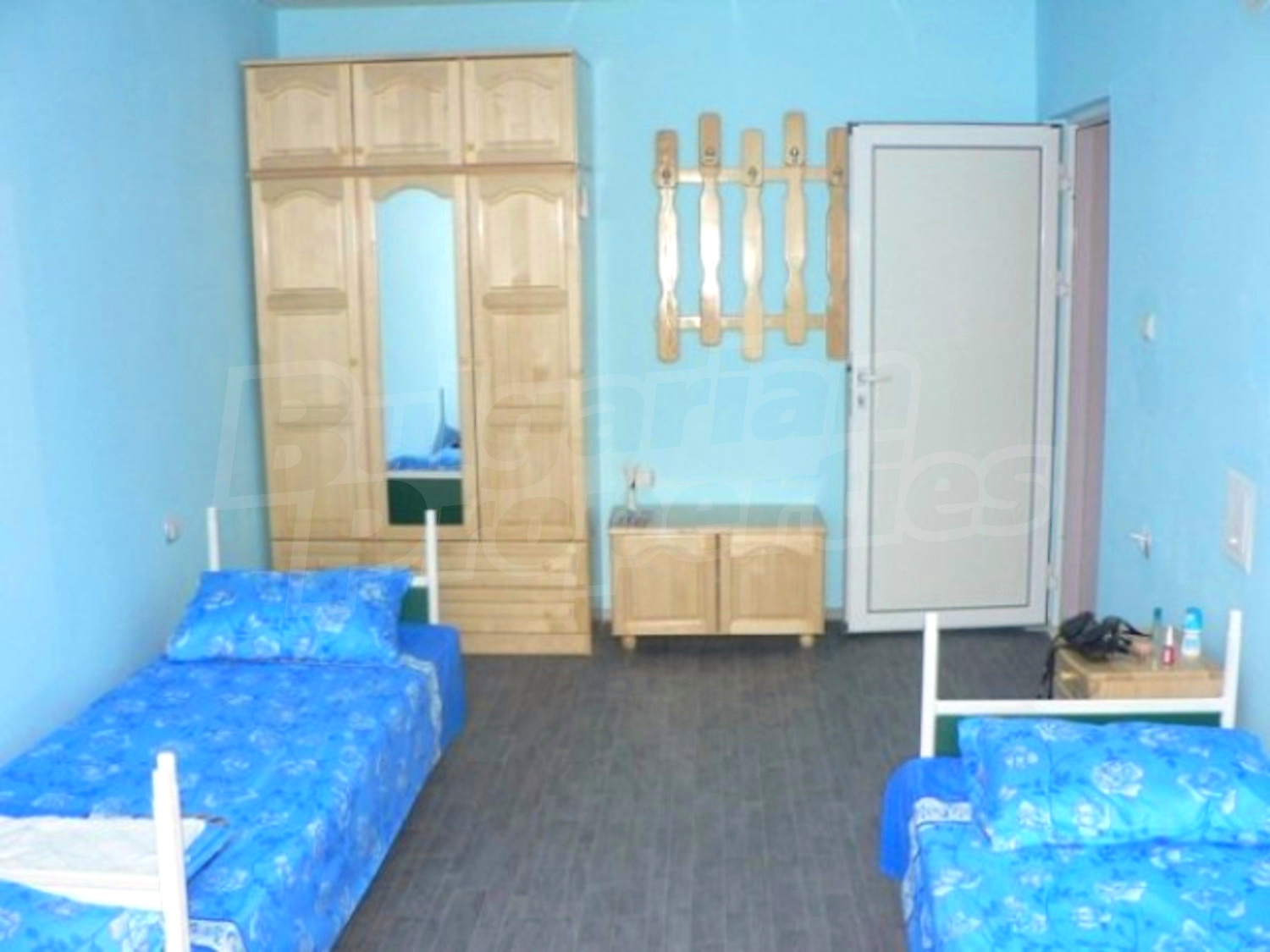 Gallery Picture 9