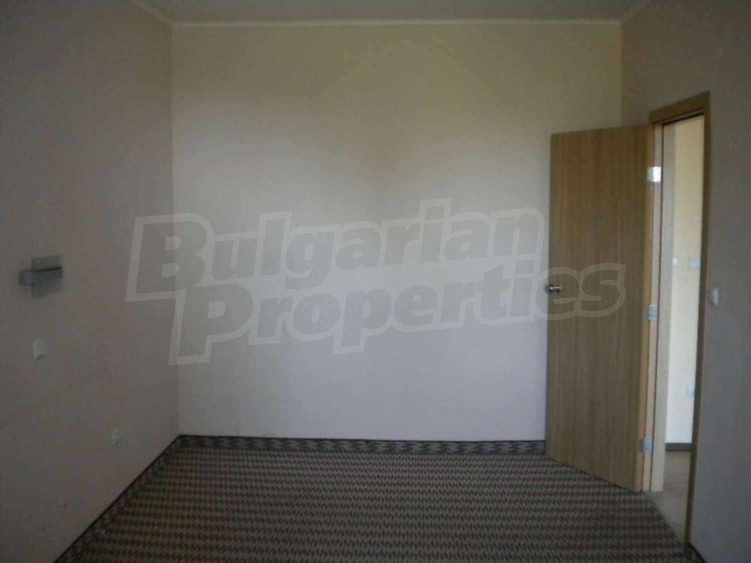 Gallery Picture 10