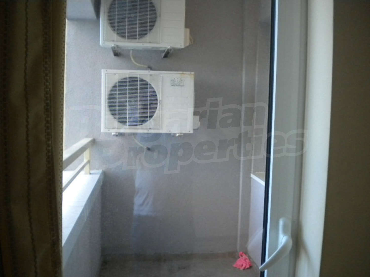 Gallery Picture 17