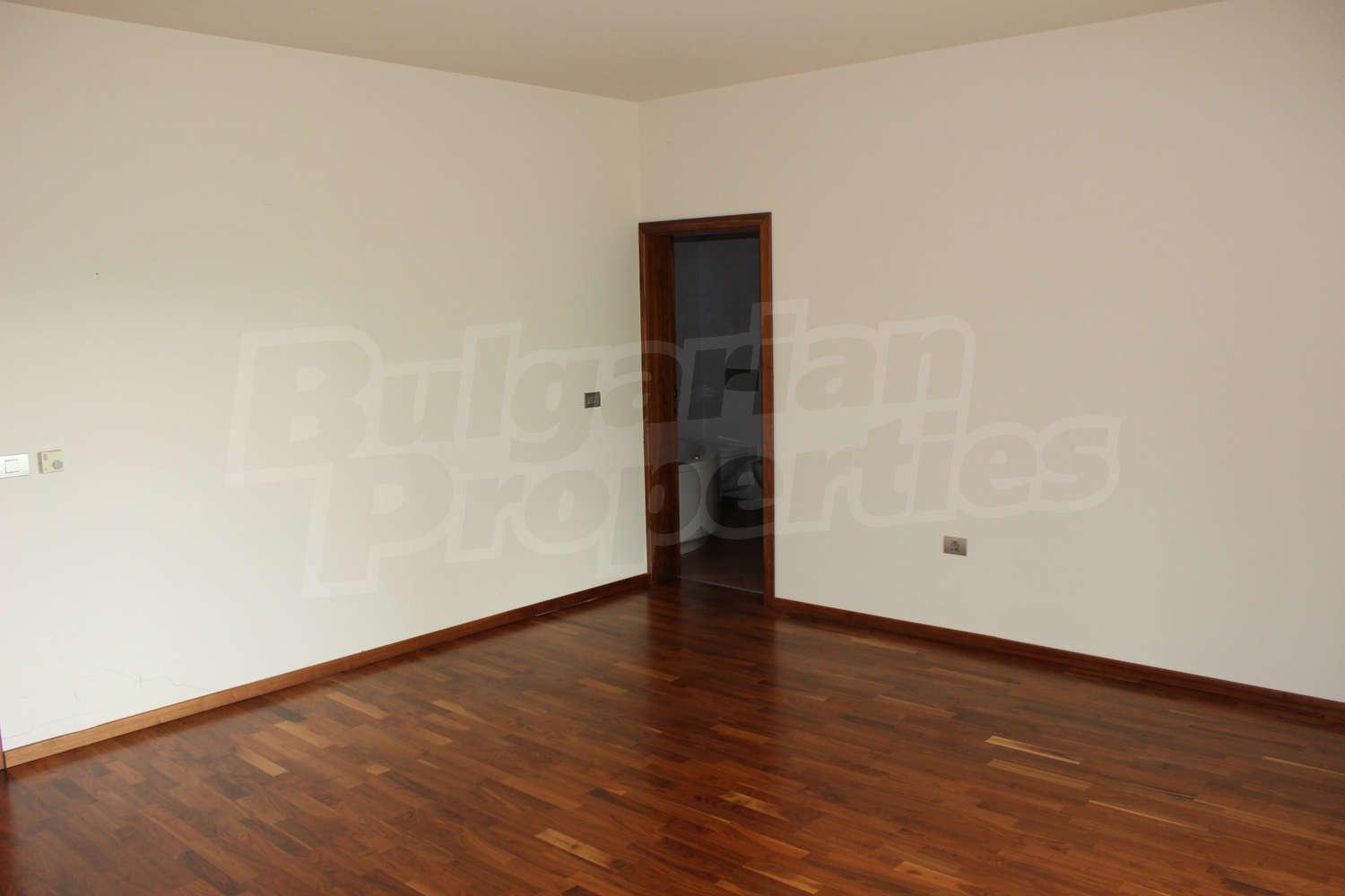 Gallery Picture 36
