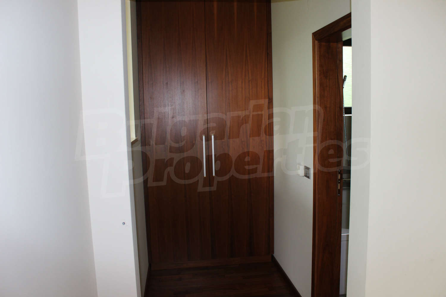 Gallery Picture 40