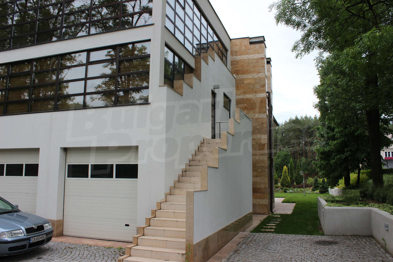 Gallery Picture 51