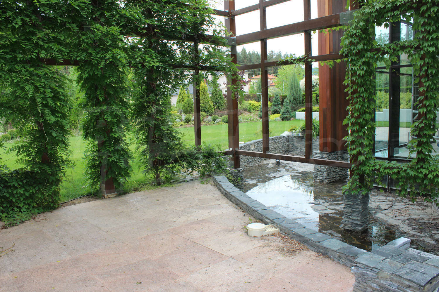 Gallery Picture 3