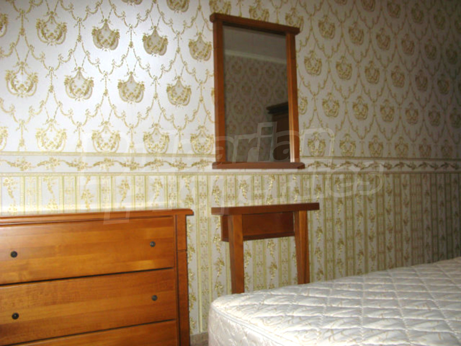 Gallery Picture 9