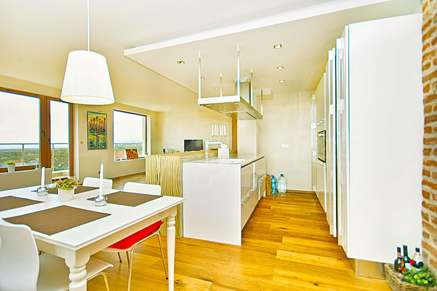 Gallery Picture 2