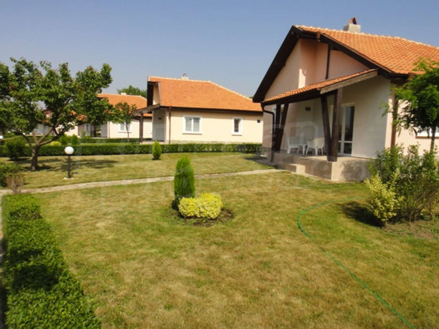 House for sale in Bryastovets, Bulgaria. One-storey house for sale near ...