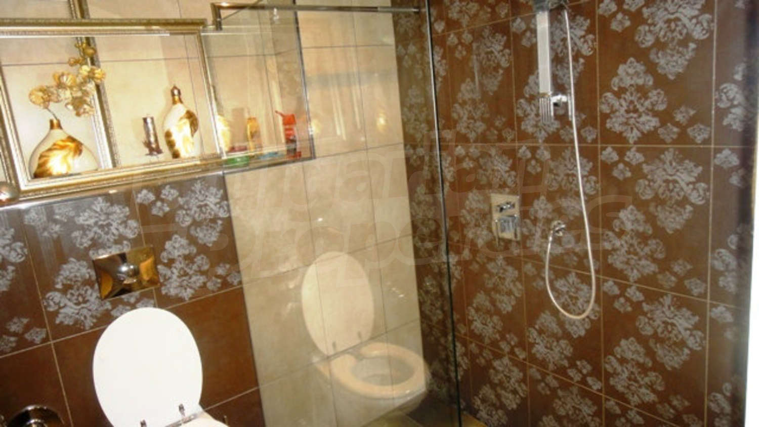 Gallery Picture 18