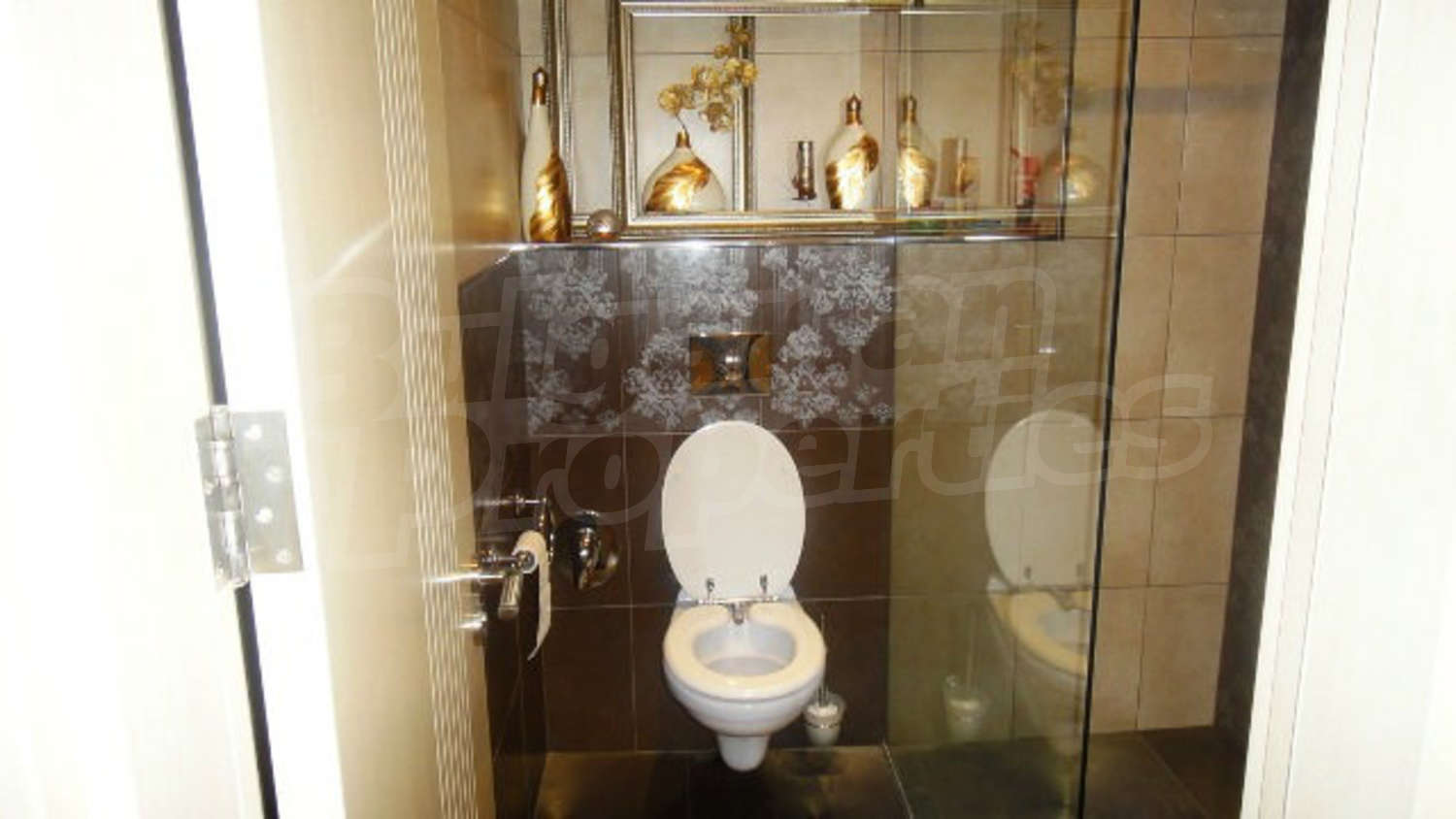 Gallery Picture 19