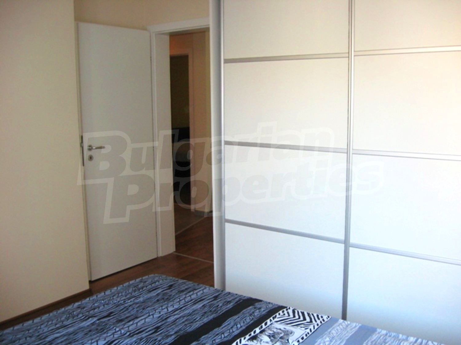 Gallery Picture 8