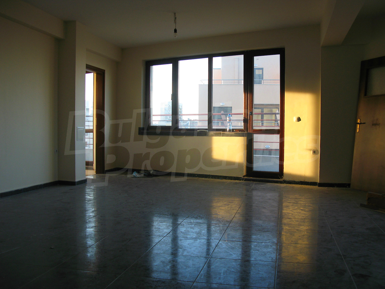 Gallery Picture 5