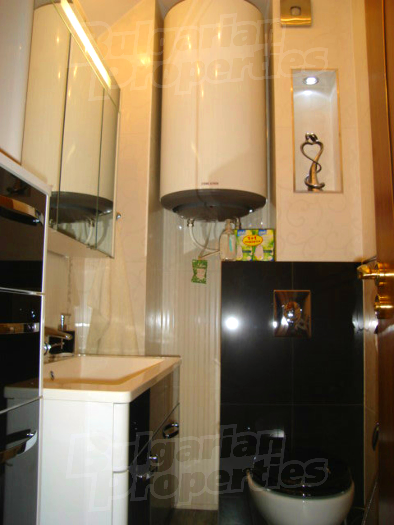 Gallery Picture 28
