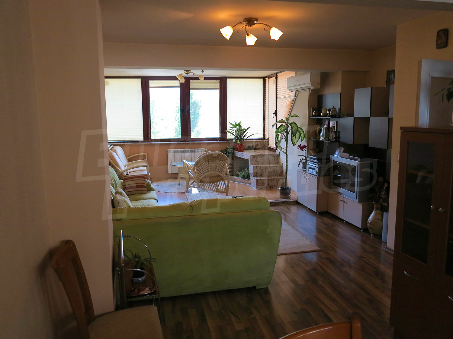 Gallery Picture 8