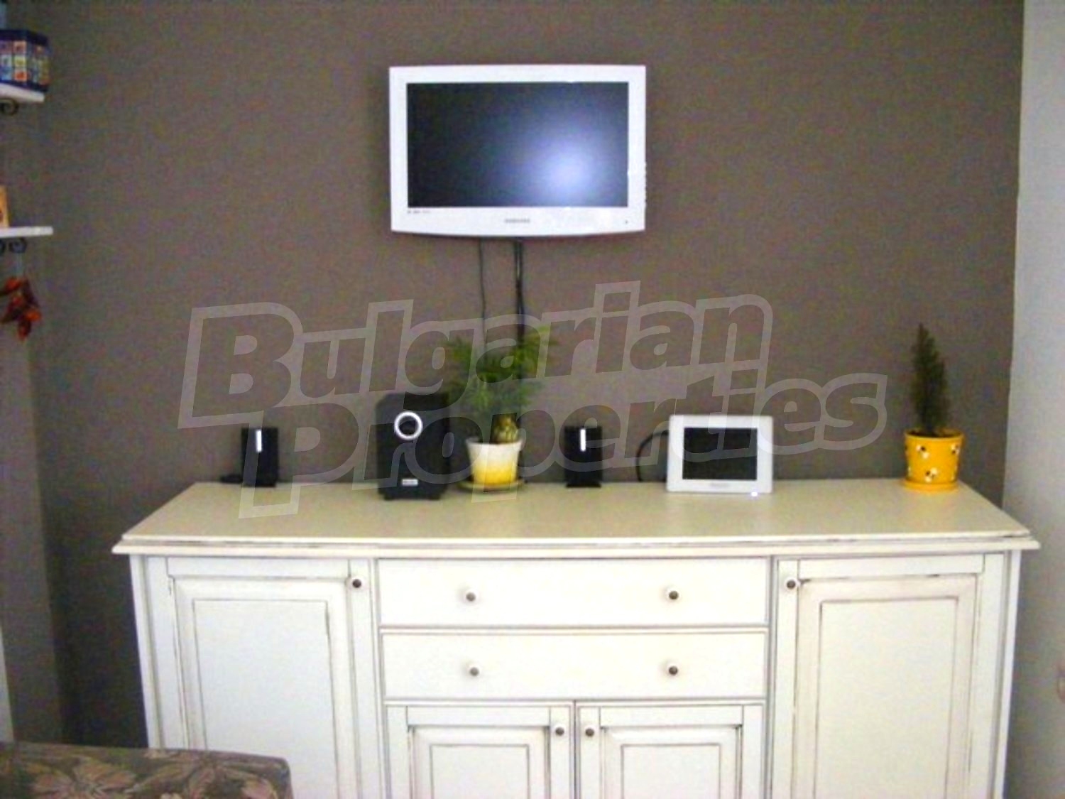 Gallery Picture 2