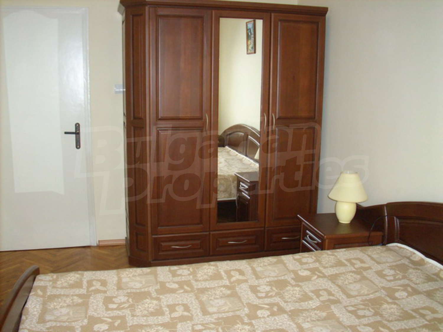 Gallery Picture 12