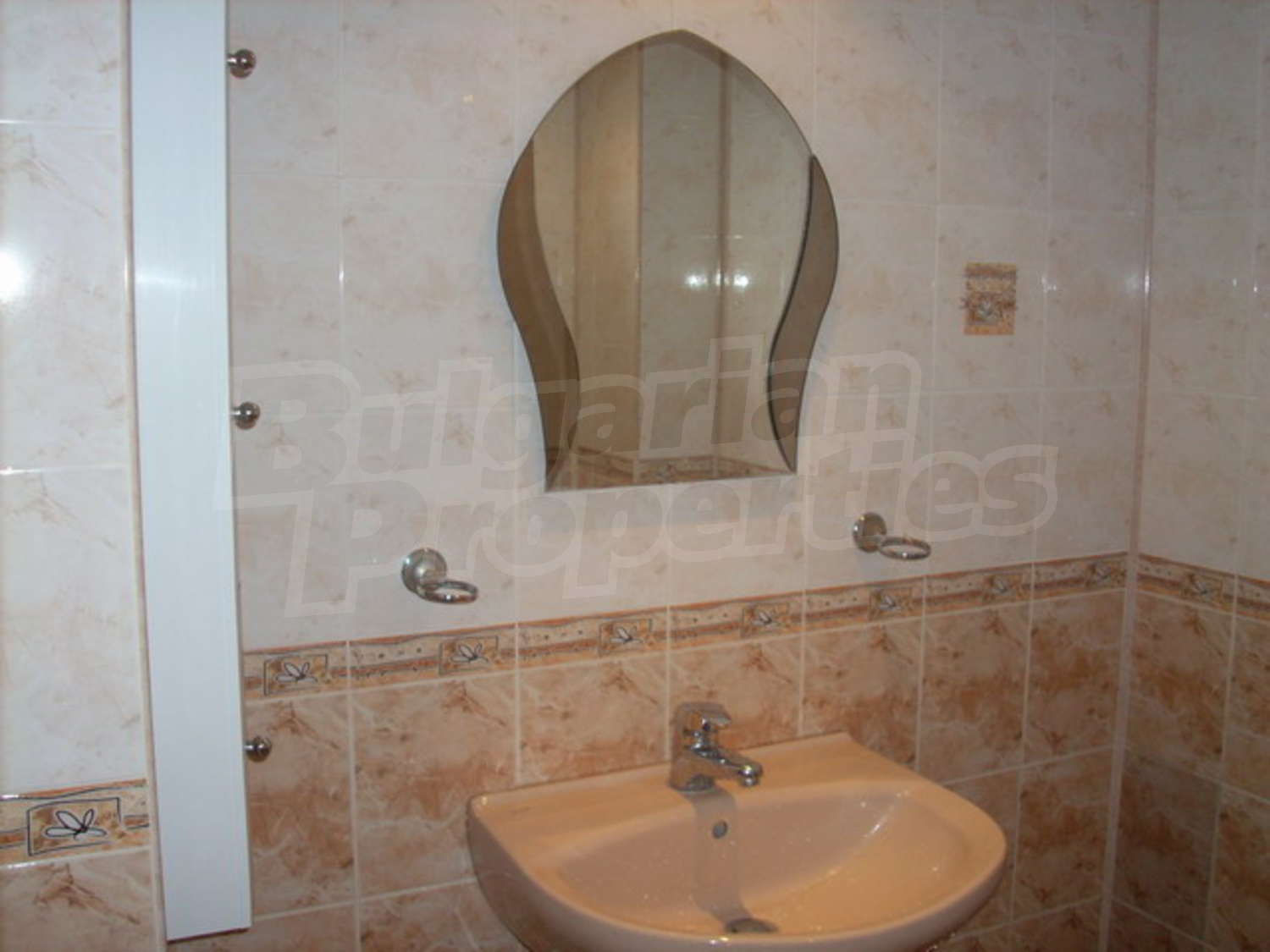 Gallery Picture 17