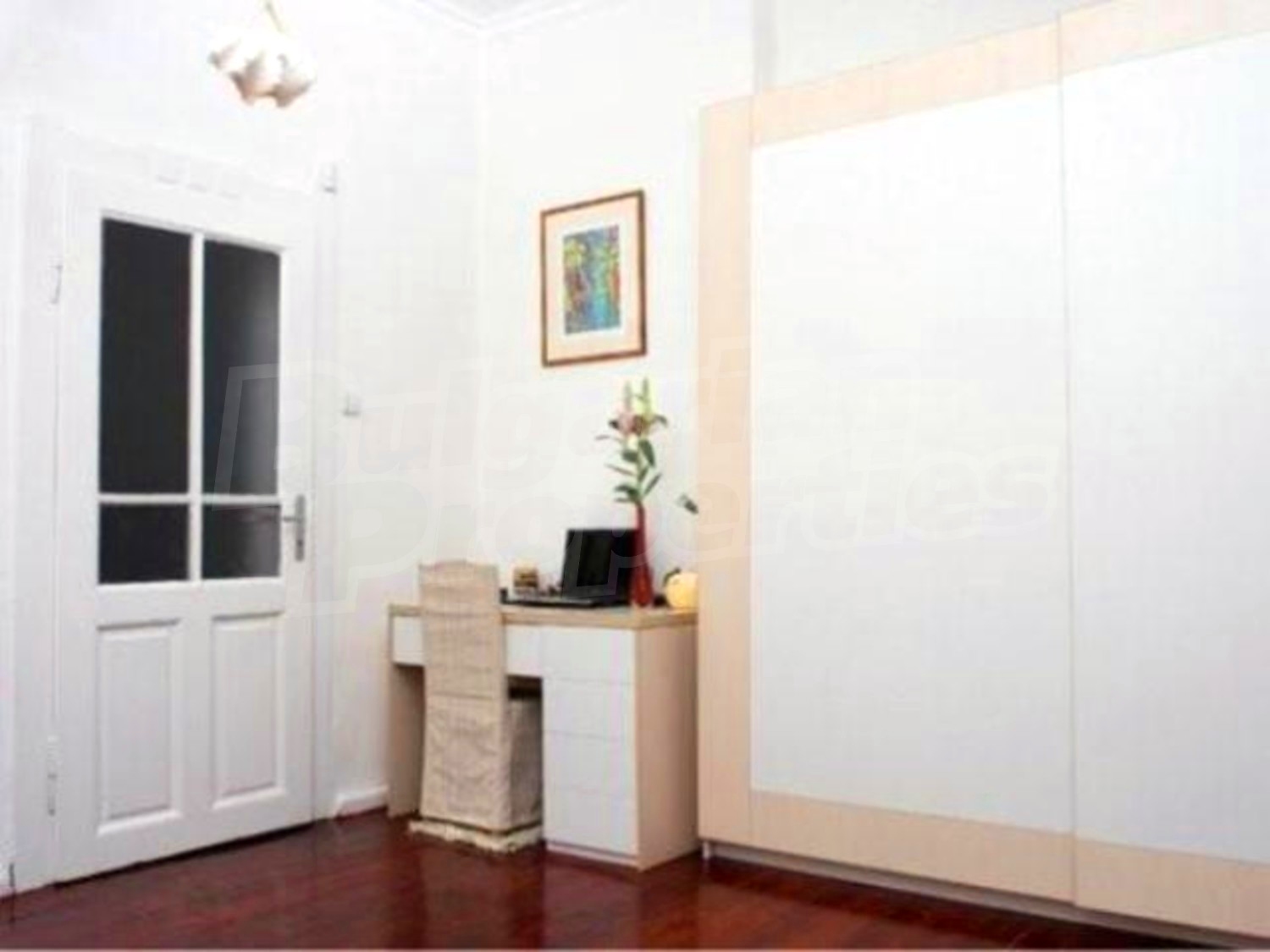 Gallery Picture 4