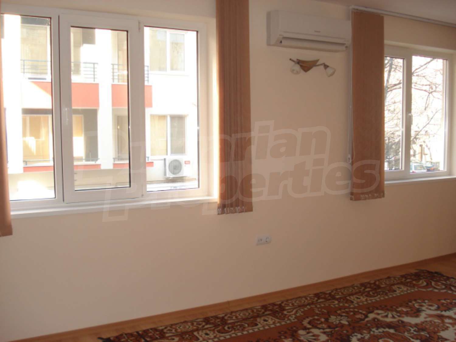 Gallery Picture 6