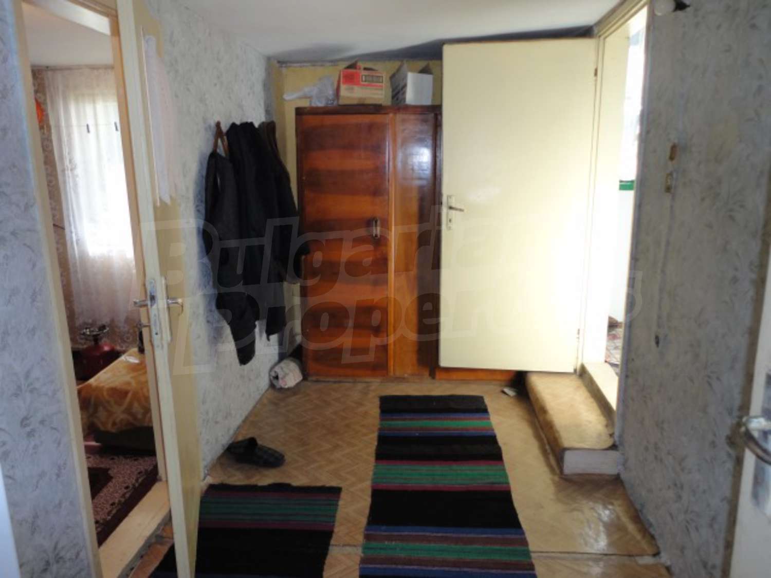 Gallery Picture 28
