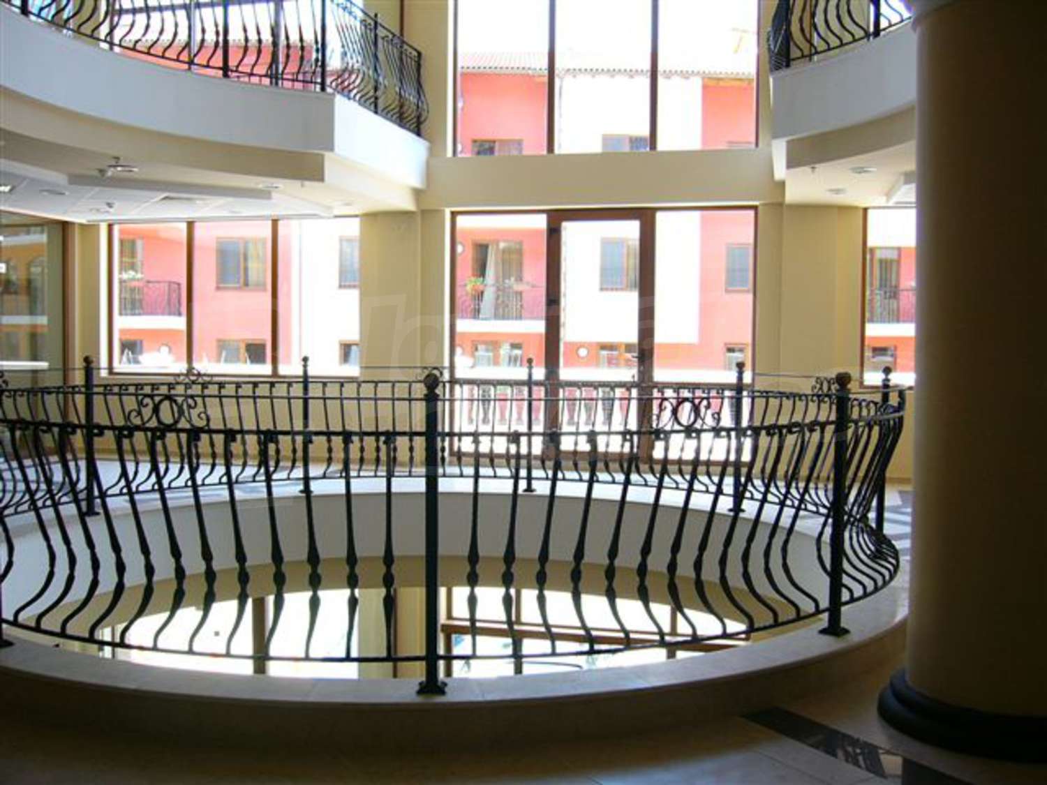 Gallery Picture 2