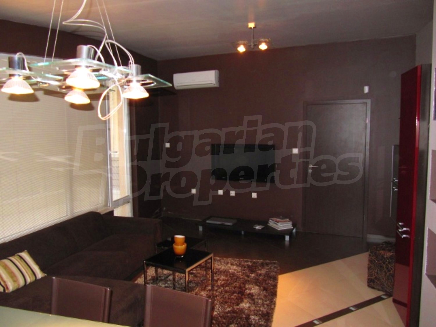 Gallery Picture 10