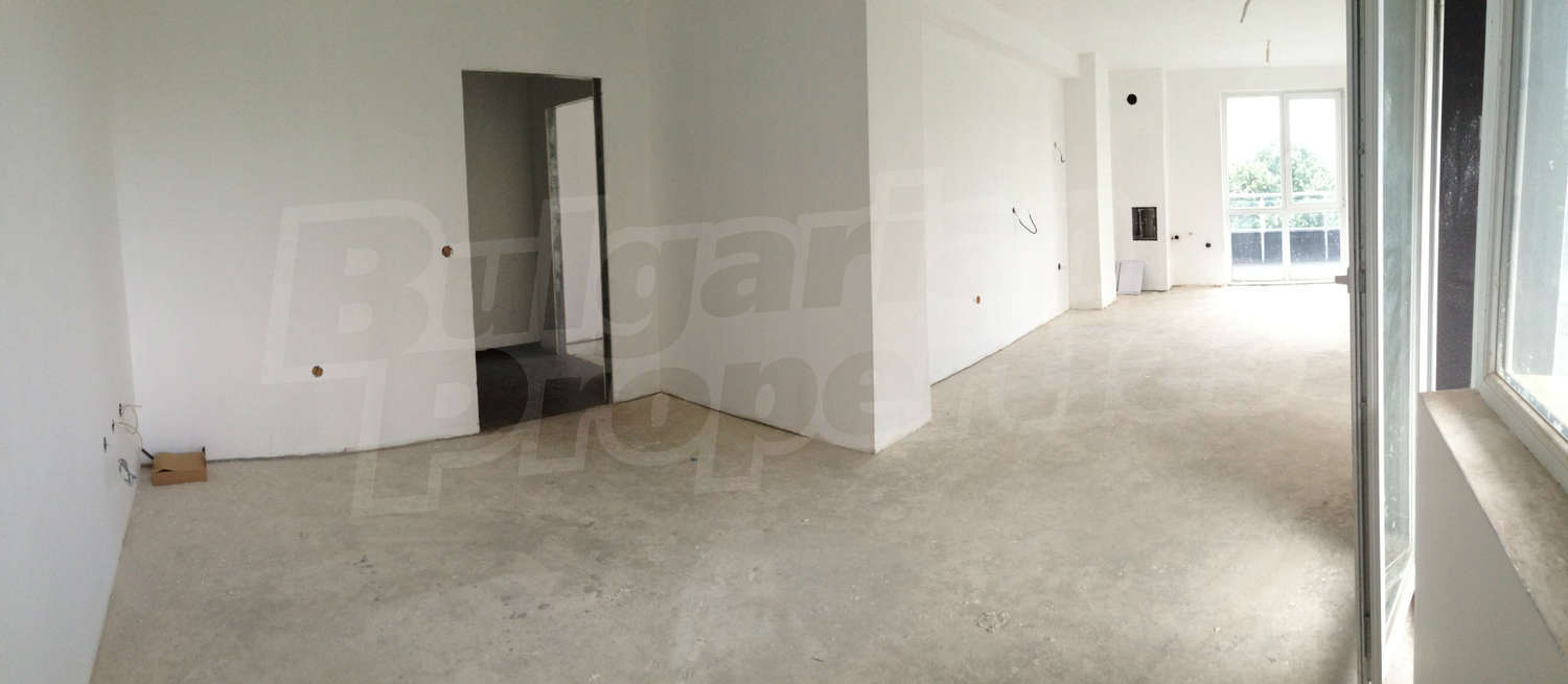 Gallery Picture 2
