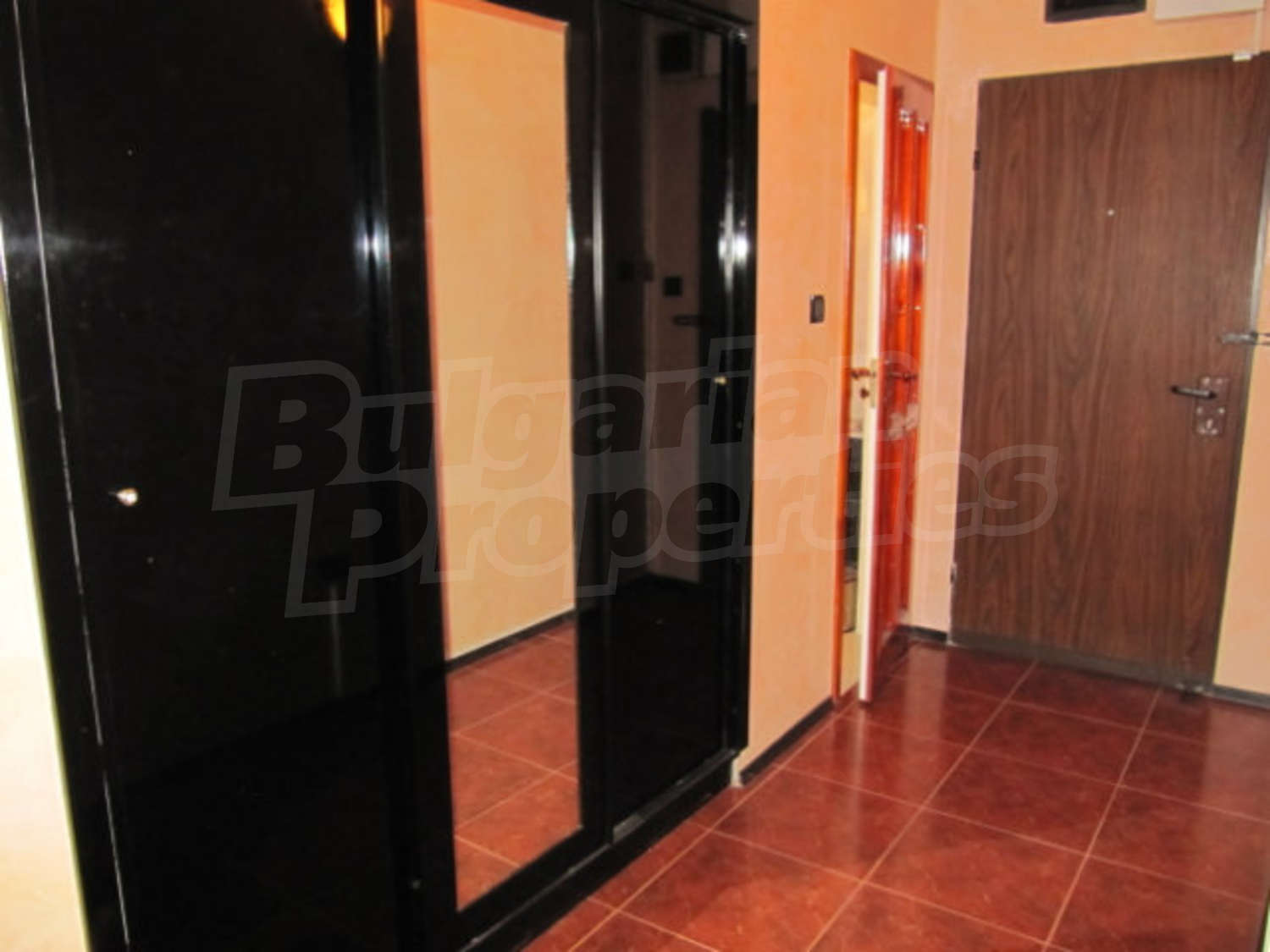 Gallery Picture 9
