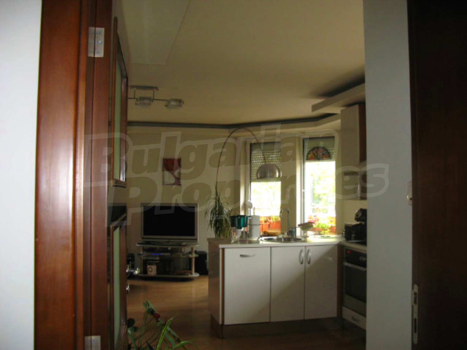 Gallery Picture 10
