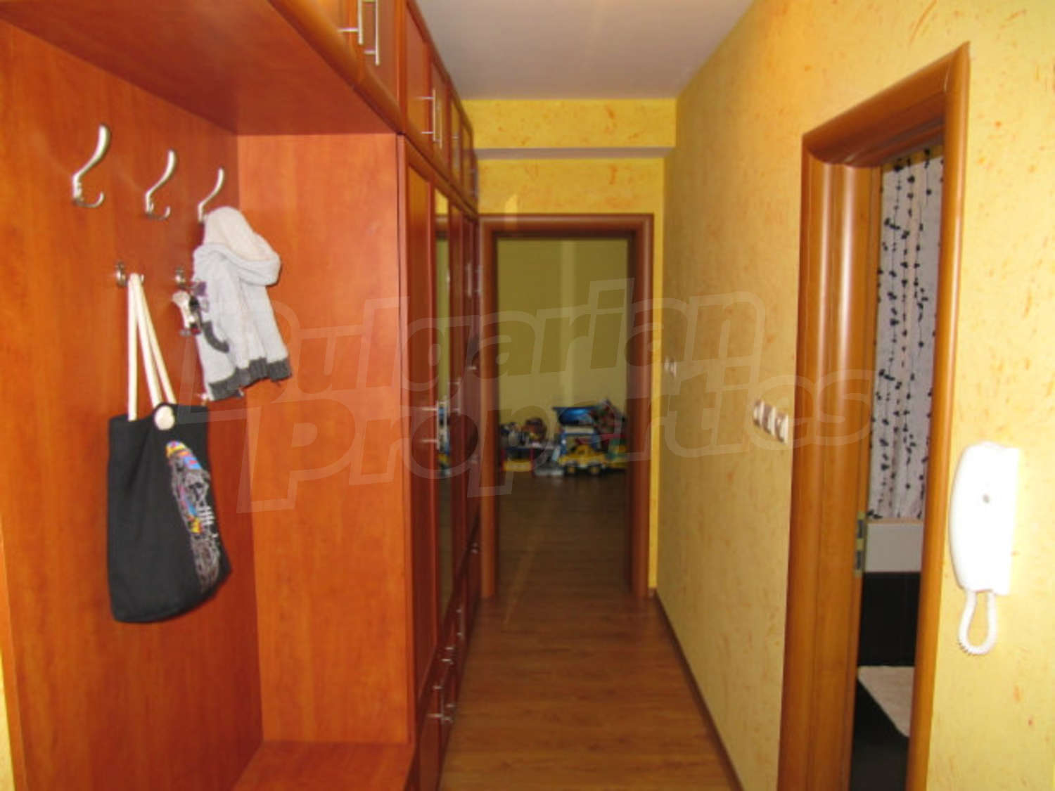 Gallery Picture 14