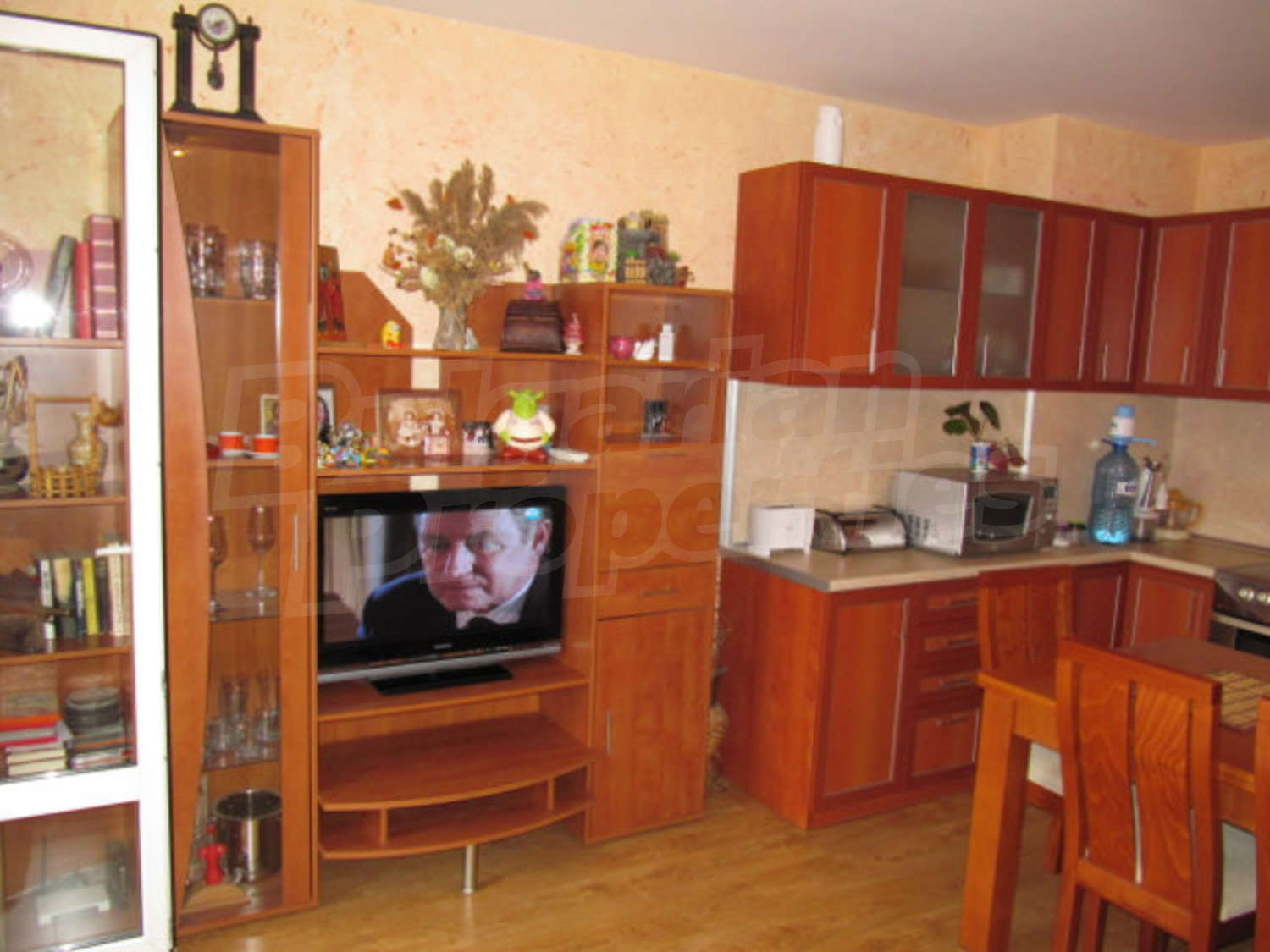 Gallery Picture 5