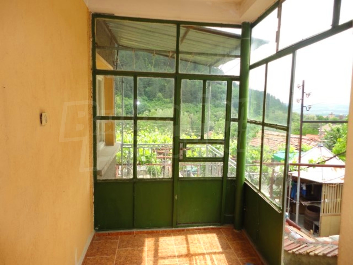 Gallery Picture 10