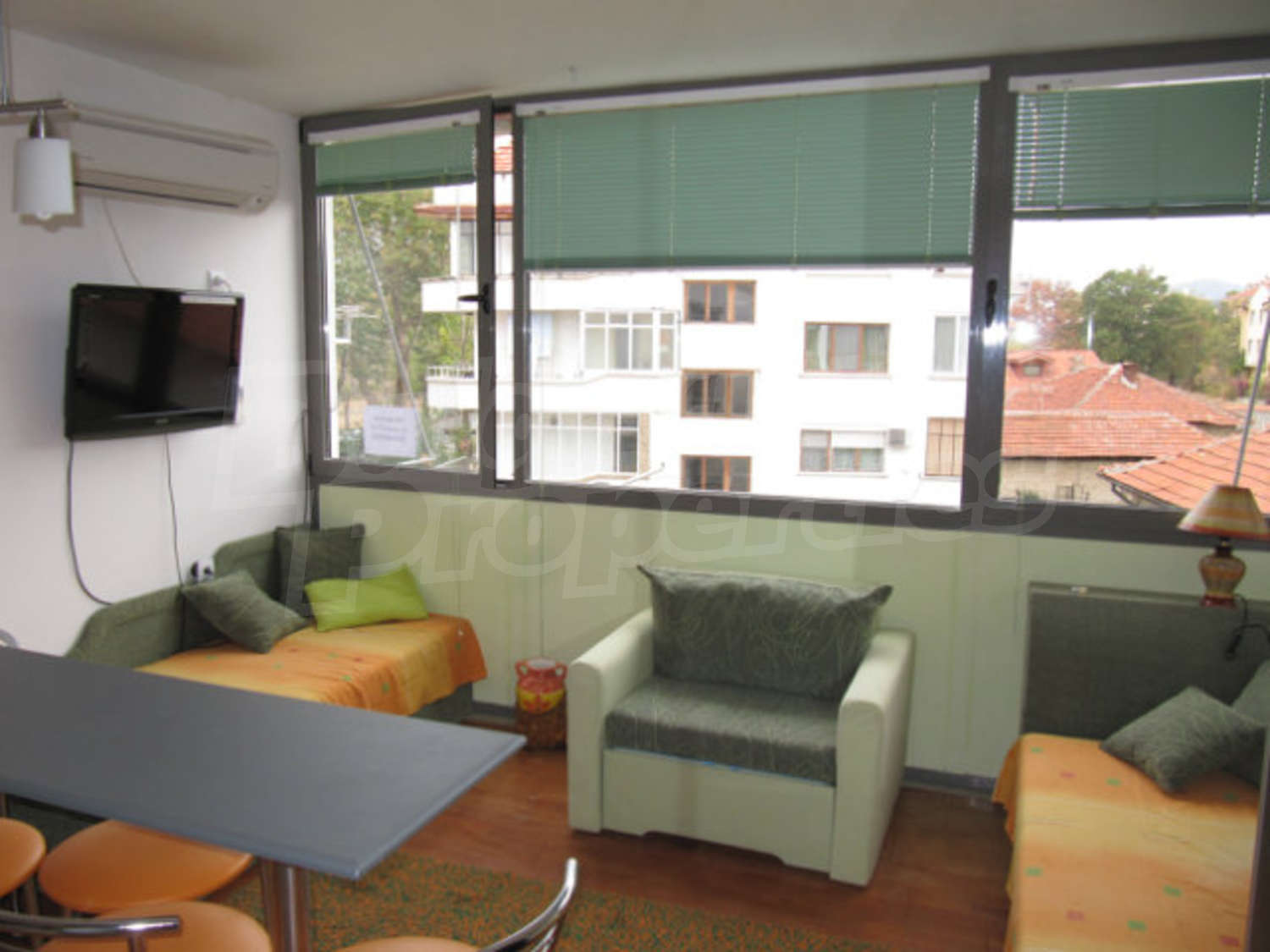 Studio for sale in Hisarya, The Military Sanatorium, Bulgaria ...