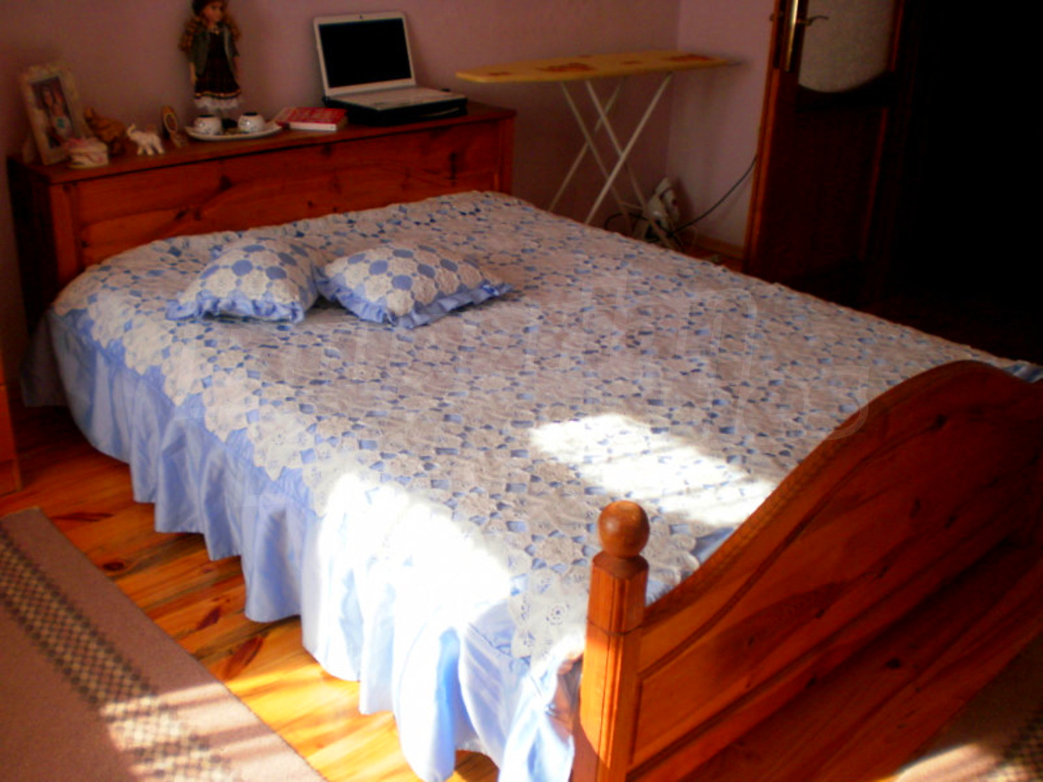 Gallery Picture 10