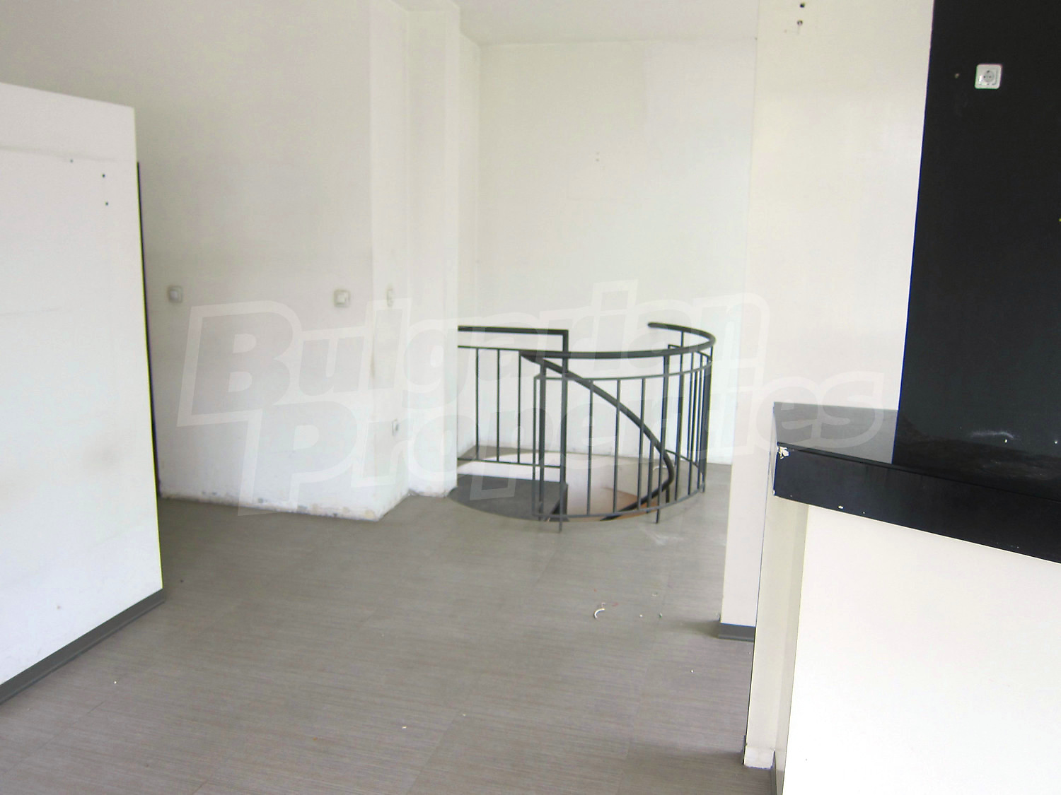 Gallery Picture 5