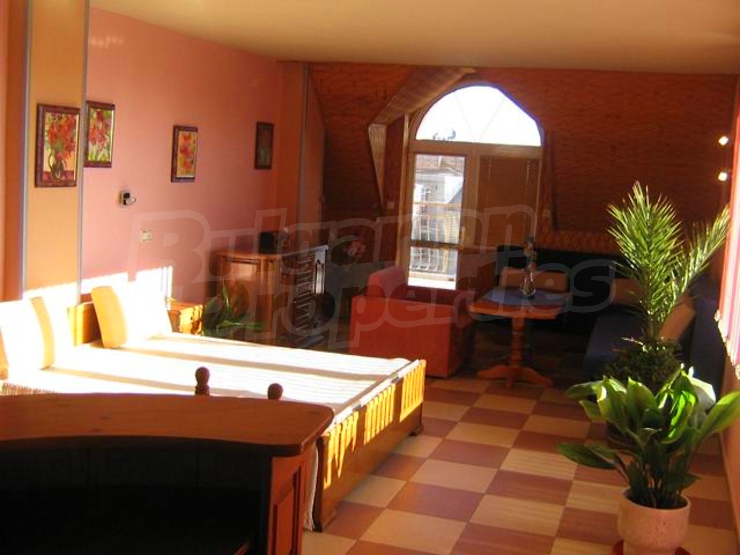 Gallery Picture 6